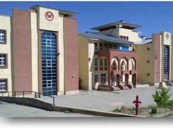 Bayburt-Merkez-Şehit Fatih Kostik İmam Hatip Ortaokulu fotoğrafı