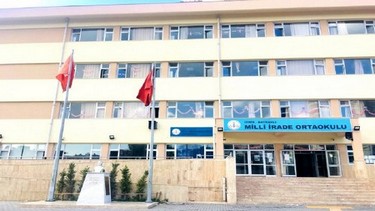 İzmir-Bayraklı-Milli İrade Ortaokulu fotoğrafı