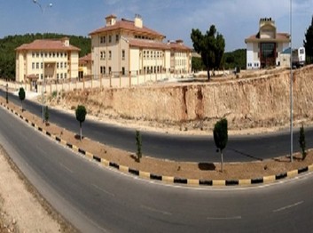 Gaziantep-Şahinbey-Şehit Karayılan Mesleki ve Teknik Anadolu Lisesi fotoğrafı