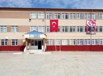 Çorum-Sungurlu-Cumhuriyet İlkokulu fotoğrafı