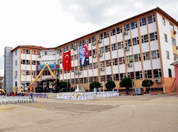 Antalya-Muratpaşa-Vali Hüsnü Tuğlu Ortaokulu fotoğrafı