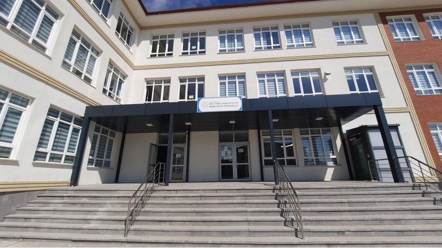 Sivas-Merkez-Şehit Onbaşı Ramazan Nayır İmam Hatip Ortaokulu fotoğrafı