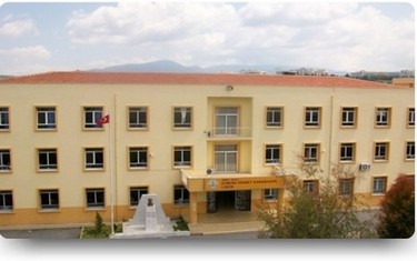 İzmir-Buca-İzmir Buca Aybers Hikmet Karabacak Anadolu Lisesi fotoğrafı