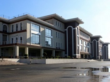 İstanbul-Başakşehir-Borsa İstanbul Başakşehir Mesleki ve Teknik Anadolu Lisesi fotoğrafı