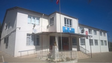 Mersin-Silifke-Uzuncaburç İlkokulu fotoğrafı