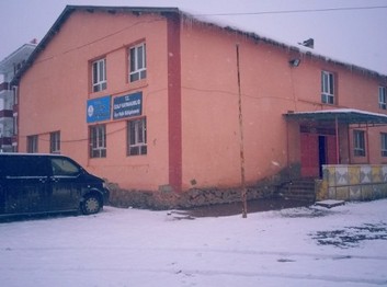 Van-Özalp-20 Temmuz Ortaokulu fotoğrafı