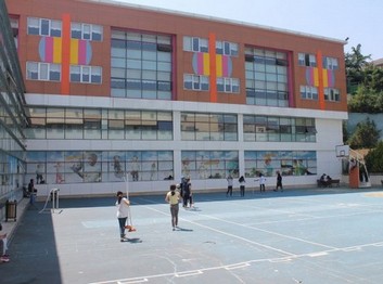 İstanbul-Sarıyer-Şehit Muharrem Kerem Yıldız İmam Hatip Ortaokulu fotoğrafı