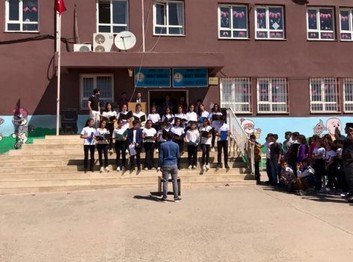 Mardin-Derik-Marev İbrahim Fidanoğlu İlkokulu fotoğrafı