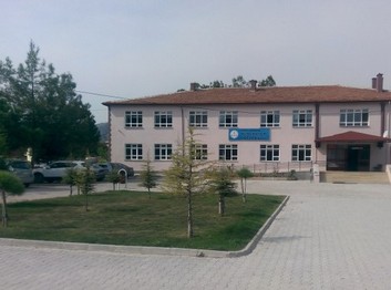 Çorum-Osmancık-Nenehatun Ortaokulu fotoğrafı