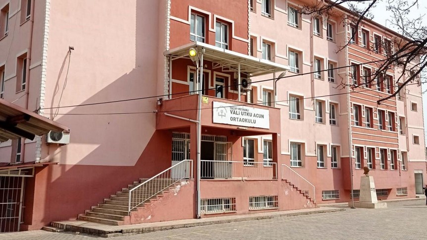 Hatay-Reyhanlı-Vali Utku Acun Ortaokulu fotoğrafı