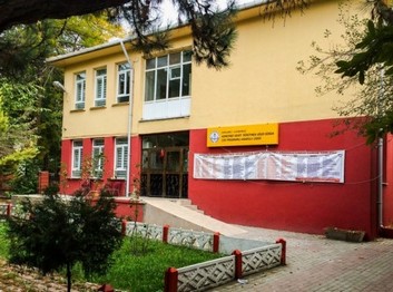 Kırklareli-Lüleburgaz-Ahmetbey Şehit Öğretmen Uğur Gören Çok Programlı Anadolu Lisesi fotoğrafı