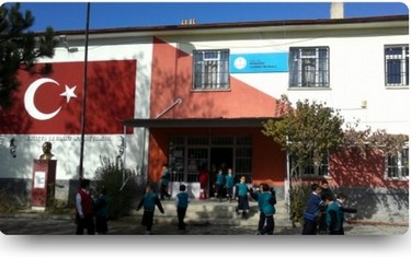 Niğde-Bor-Menderes İlkokulu fotoğrafı