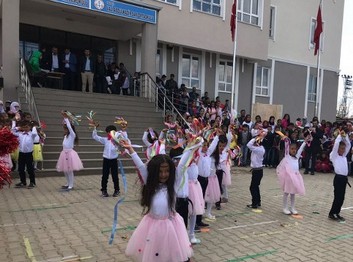 Van-Erciş-Vali Abdulkadir Sarı Ortaokulu fotoğrafı
