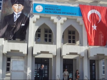 Afyonkarahisar-Merkez-Merkez TOKİ Yatılı Bölge Ortaokulu fotoğrafı