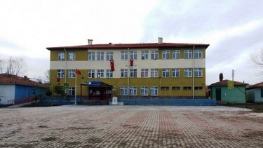 Çankırı-Orta-Özlü İlkokulu fotoğrafı