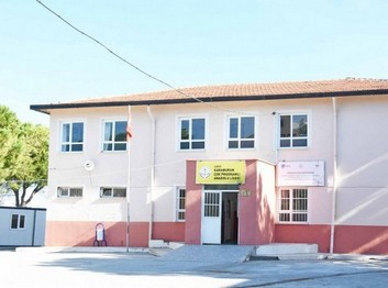 İzmir-Karaburun-Karaburun Çok Programlı Anadolu Lisesi fotoğrafı