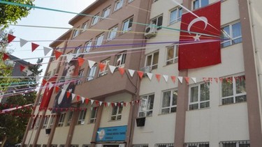 İstanbul-Kadıköy-Turhan ve Mediha Tansel İlkokulu fotoğrafı