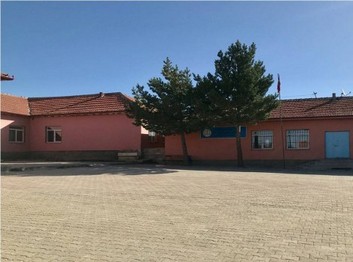 Yozgat-Çayıralan-Yukarı Yahyasaray İlkokulu fotoğrafı