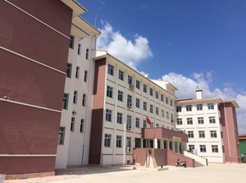 Mersin-Tarsus-Ömer-Ümmügülsüm Cirık Mesleki ve Teknik Anadolu Lisesi fotoğrafı