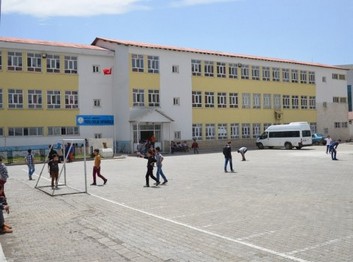 Bitlis-Merkez-Merkez Yatılı Bölge Ortaokulu fotoğrafı