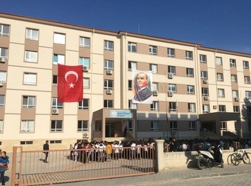 Hatay-İskenderun-Mehmet Akif Ersoy Ortaokulu fotoğrafı