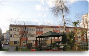 Trabzon-Ortahisar-Zübeyde Hanım Kız Anadolu Lisesi fotoğrafı