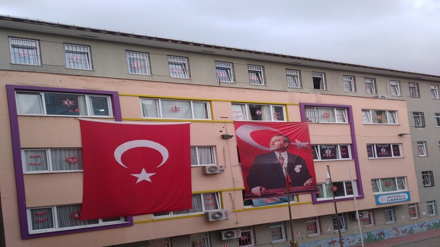 İstanbul-Bahçelievler-Şirinevler Mehmet Şen İlkokulu fotoğrafı