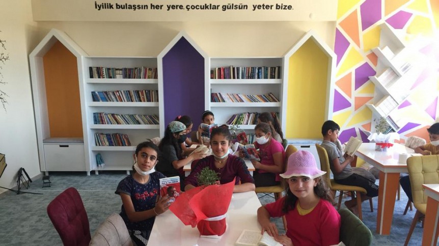 Mardin-Derik-Ambarlı İlkokulu fotoğrafı