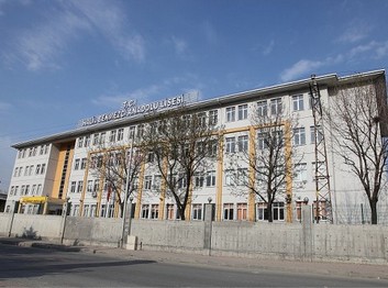 İstanbul-Bahçelievler-Halil Bekmezci Anadolu Lisesi fotoğrafı
