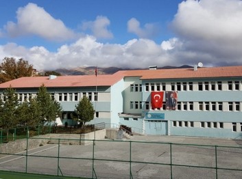 Erzurum-Olur-Kazım Karabekir Ortaokulu fotoğrafı