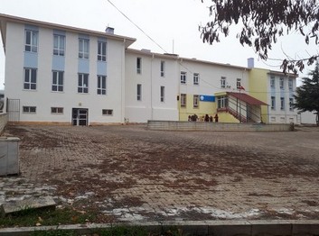 Konya-Beyşehir-Sadıkhacı Ortaokulu fotoğrafı