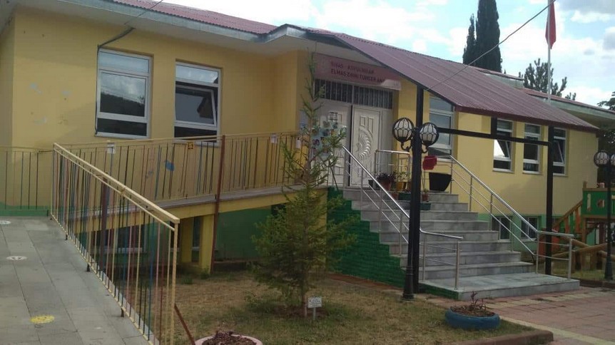 Sivas-Koyulhisar-Elmas Zihni Tuncer Anaokulu fotoğrafı