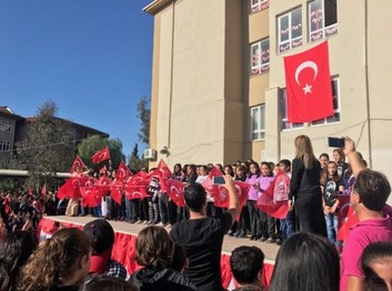 İzmir-Çiğli-Mehmet-Hikmet Kaşerci Ortaokulu fotoğrafı