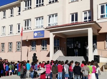 Van-Erciş-Kocapınar 50. Yıl Ortaokulu fotoğrafı