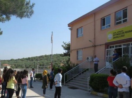 İzmir-Bergama-Bergama Zeytindağ Çok Programlı Anadolu Lisesi fotoğrafı