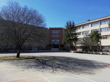 İzmir-Bornova-Tülay Aktaş İşitme Engelliler Ortaokulu fotoğrafı