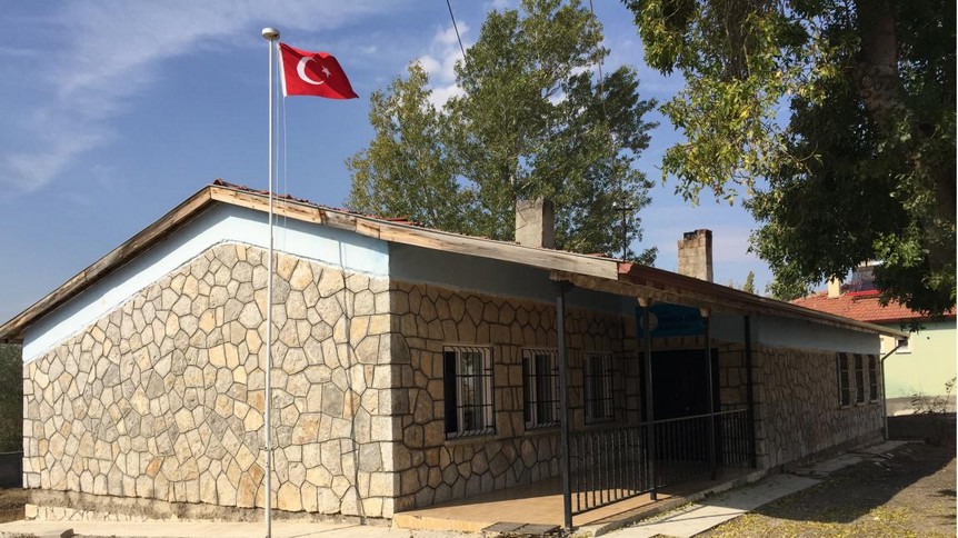 Çorum-Merkez-Karacaköy İlkokulu fotoğrafı