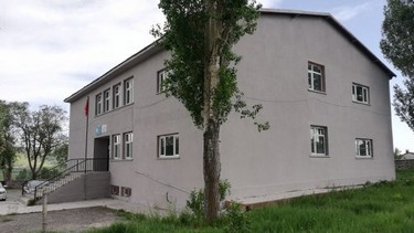 Kars-Sarıkamış-Yeniköy Orhan Yavuz Ortaokulu fotoğrafı