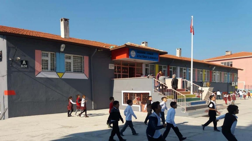Balıkesir-Ayvalık-Atatürk İlkokulu fotoğrafı