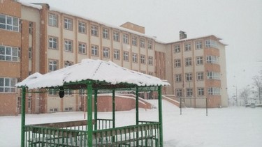 Hakkari-Derecik-Derecik Borsa İstanbul Çok Programlı Anadolu Lisesi fotoğrafı