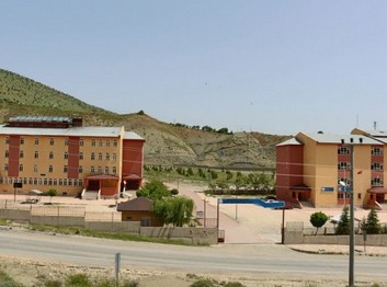 Kahramanmaraş-Çağlayancerit-Ömer Halisdemir Yatılı Bölge Ortaokulu fotoğrafı