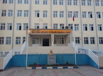 Adıyaman-Gölbaşı-Gölbaşı İbn-i Sina Mesleki ve Teknik Anadolu Lisesi fotoğrafı