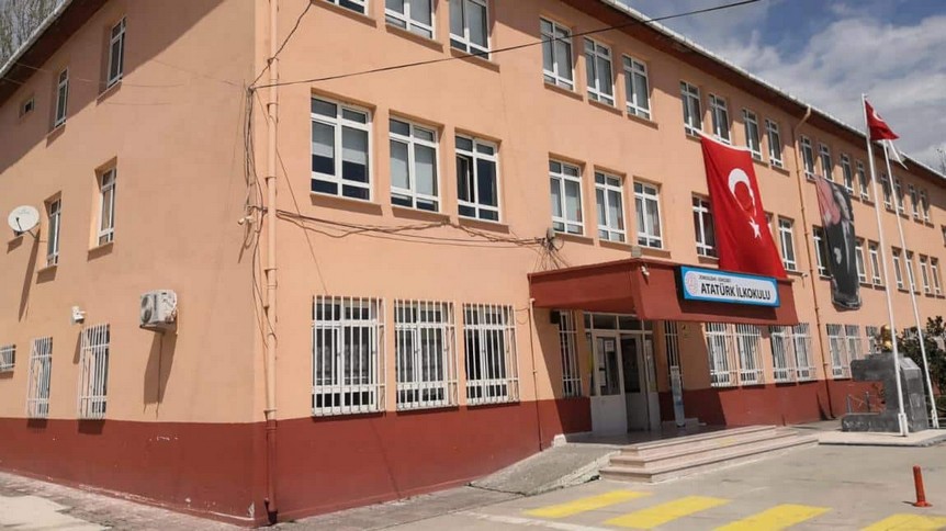 Zonguldak-Gökçebey-Atatürk İlkokulu fotoğrafı