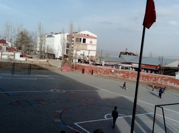 Van-Başkale-Cumhuriyet Ortaokulu fotoğrafı