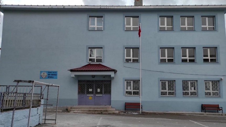 Erzurum-Yakutiye-Edip Somunoğlu Ortaokulu fotoğrafı