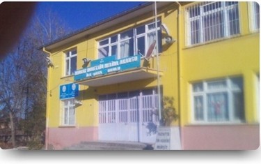 Uşak-Sivaslı-Avukat Nurettin-Meliha Akarsu İlkokulu fotoğrafı