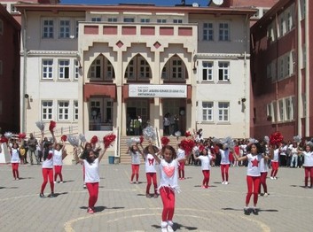 Şanlıurfa-Eyyübiye-TOKİ Şehit Adnan Yaslı Ortaokulu fotoğrafı