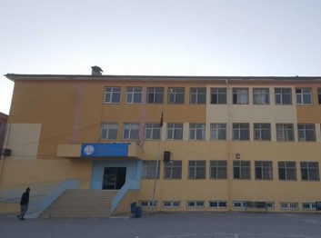 Şanlıurfa-Eyyübiye-Ömer Nasuhi Bilmen Ortaokulu fotoğrafı