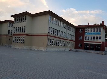 Konya-Akşehir-Bahçelievler Ortaokulu fotoğrafı