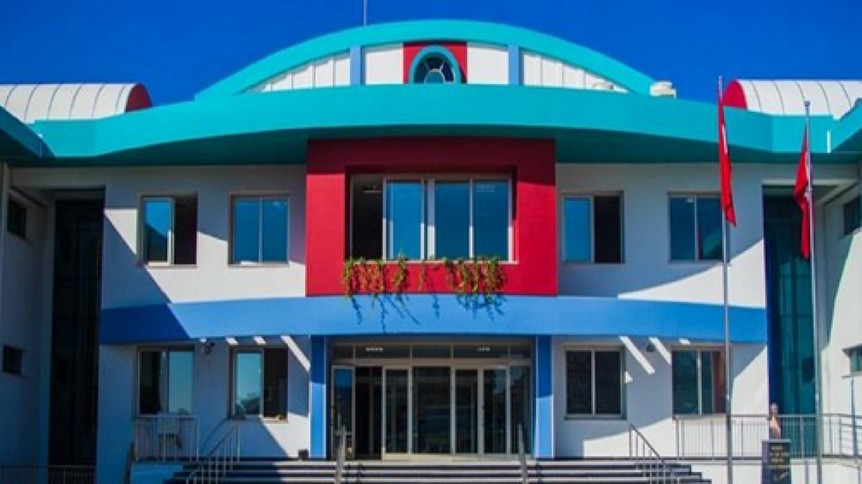 İzmir-Karşıyaka-Nebahat Alparslan Karadavut İlkokulu fotoğrafı